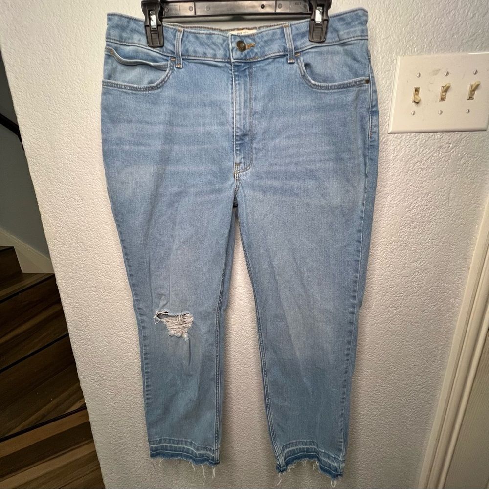 Wrangler High Rise True Straight Cropped Light Blue Women’s Plus Jeans Sz 16/26 - Picture 2 of 13
